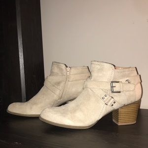 Tan booties, size 8, indigo rd